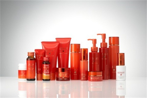 亚诗缇丽化妆品